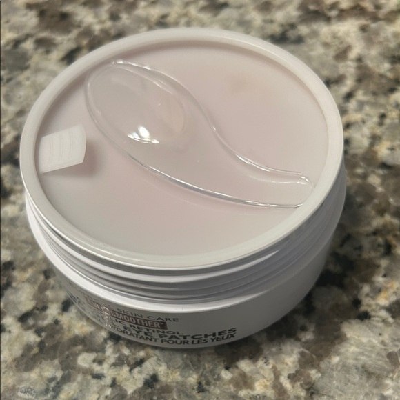 Peter Thomas Roth Skincare Collection - Picture 3 of 6